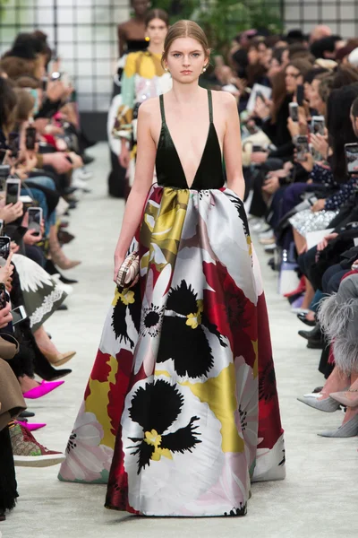Look 65